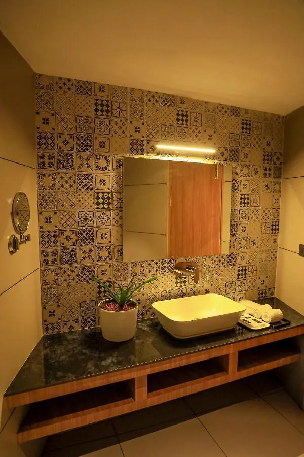 Hotel Sky Sierra Wayanad Kalpetta