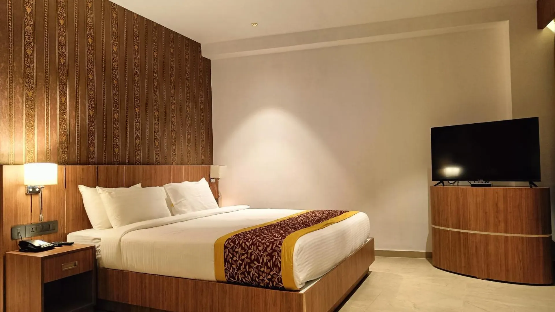 Hotel Sky Sierra Wayanad Kalpetta 3*,  India