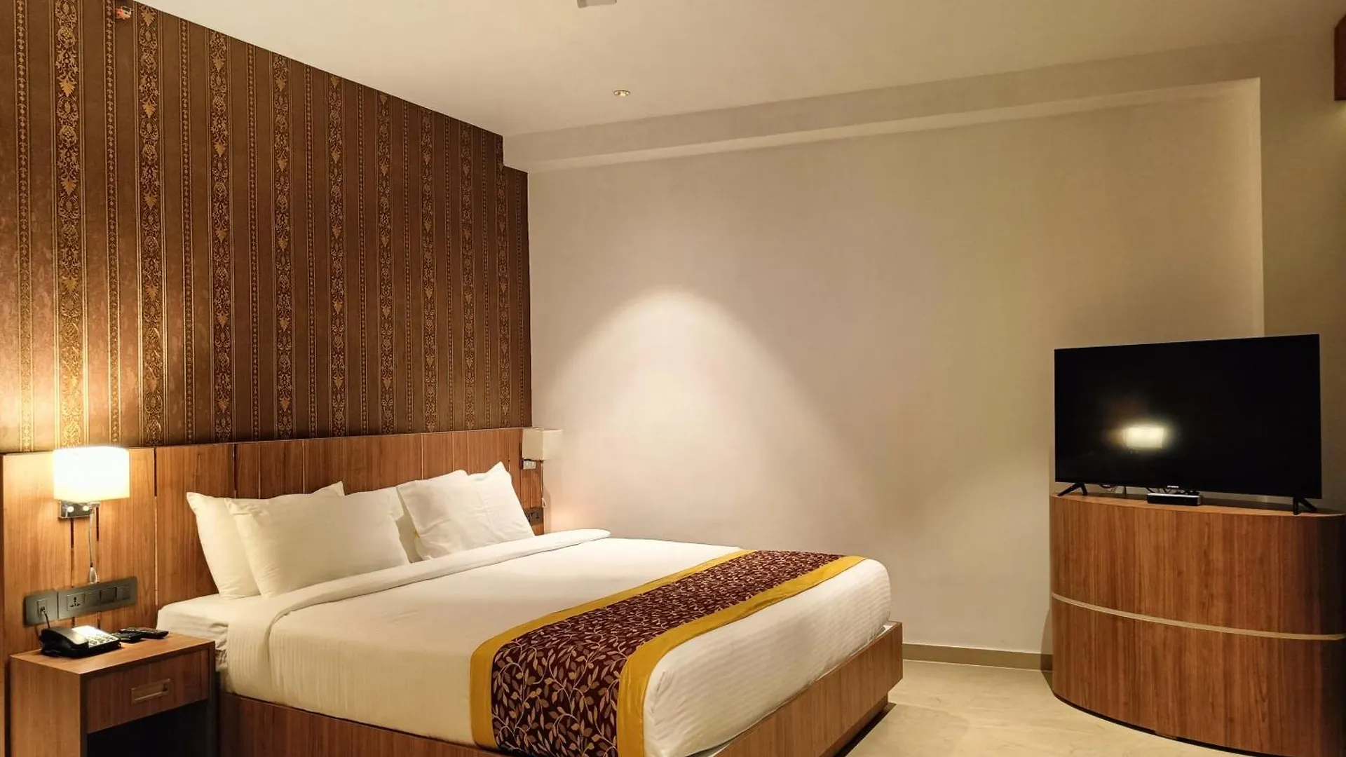 Hotel Sky Sierra Wayanad Kalpetta